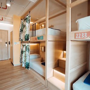 Bed 8-Bed Mixed Dormitory Room